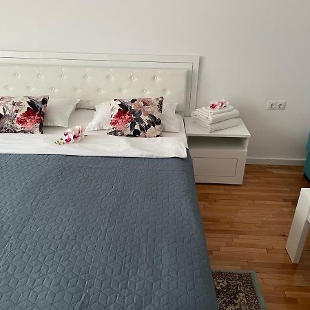 Orhideea Apartment Орадеа Екстериор снимка