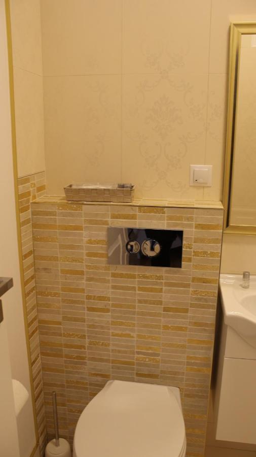 Orhideea Apartment Орадеа Екстериор снимка