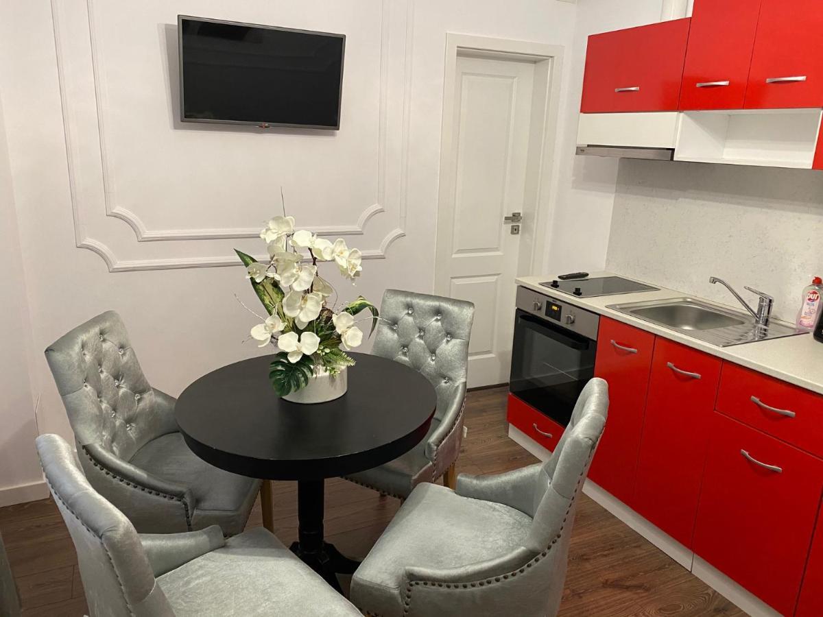 Orhideea Apartment Орадеа Екстериор снимка